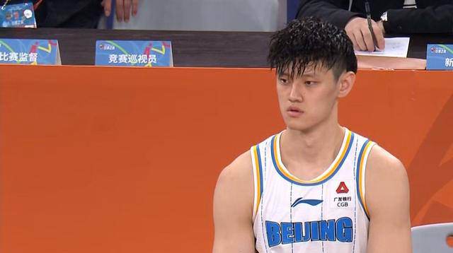 AYX官方直播-包含上海男篮力克江苏队，取得中原赛区次席！的词条