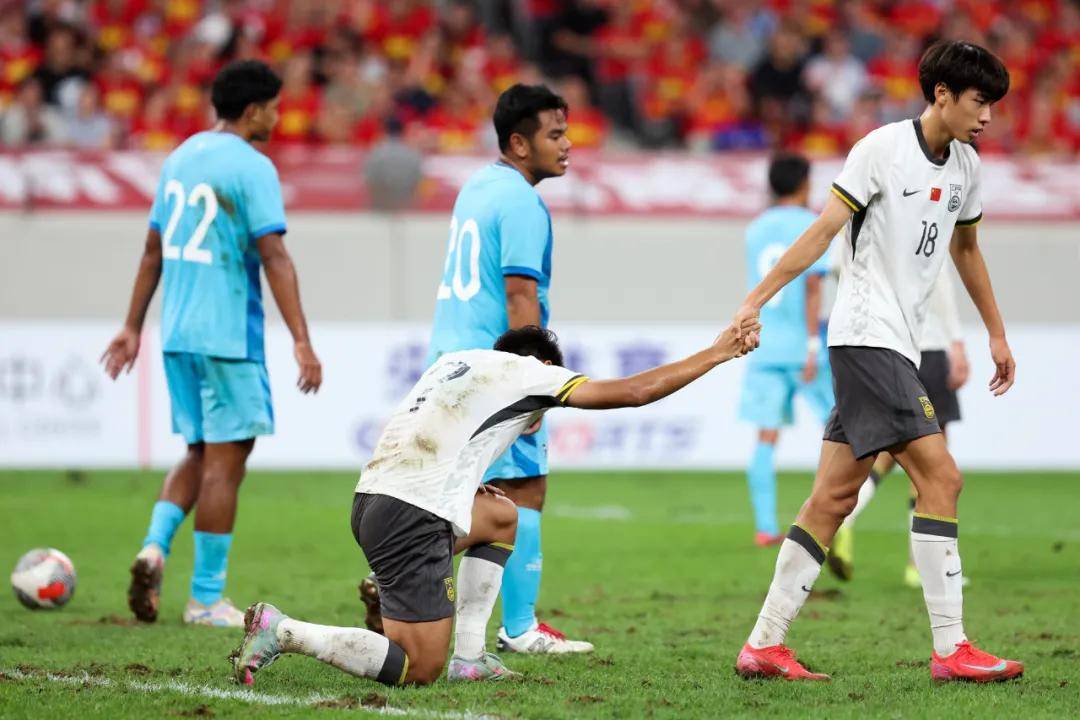 澳大利亚队在比赛中遭遇挑战,险胜对手的简单介绍 澳大利亚队在比赛中遭遇挑战,险胜对手的简单介绍