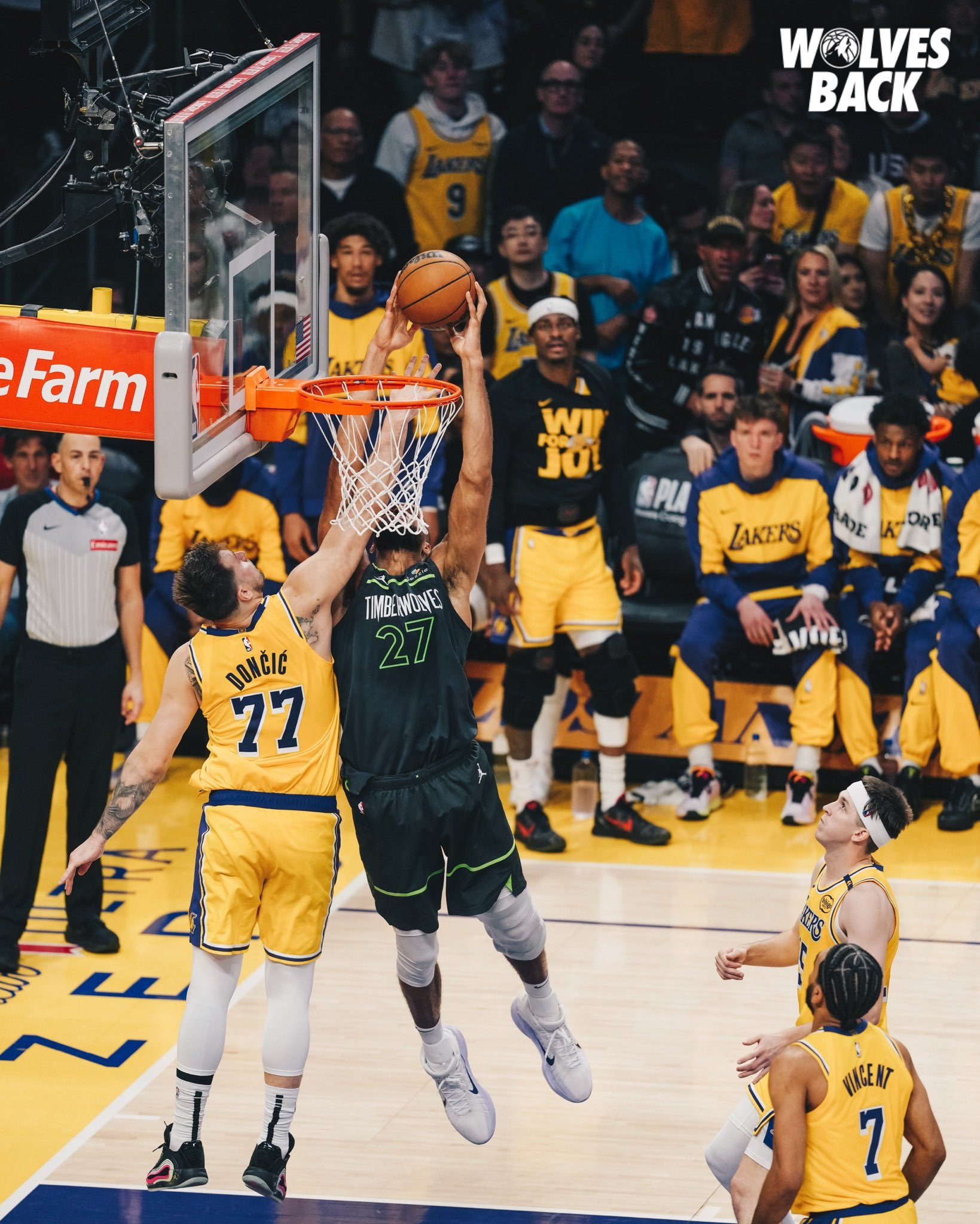 爱游戏官方入口-雄鹿B队翻盘勇士B队，戈贝尔爆发神勇