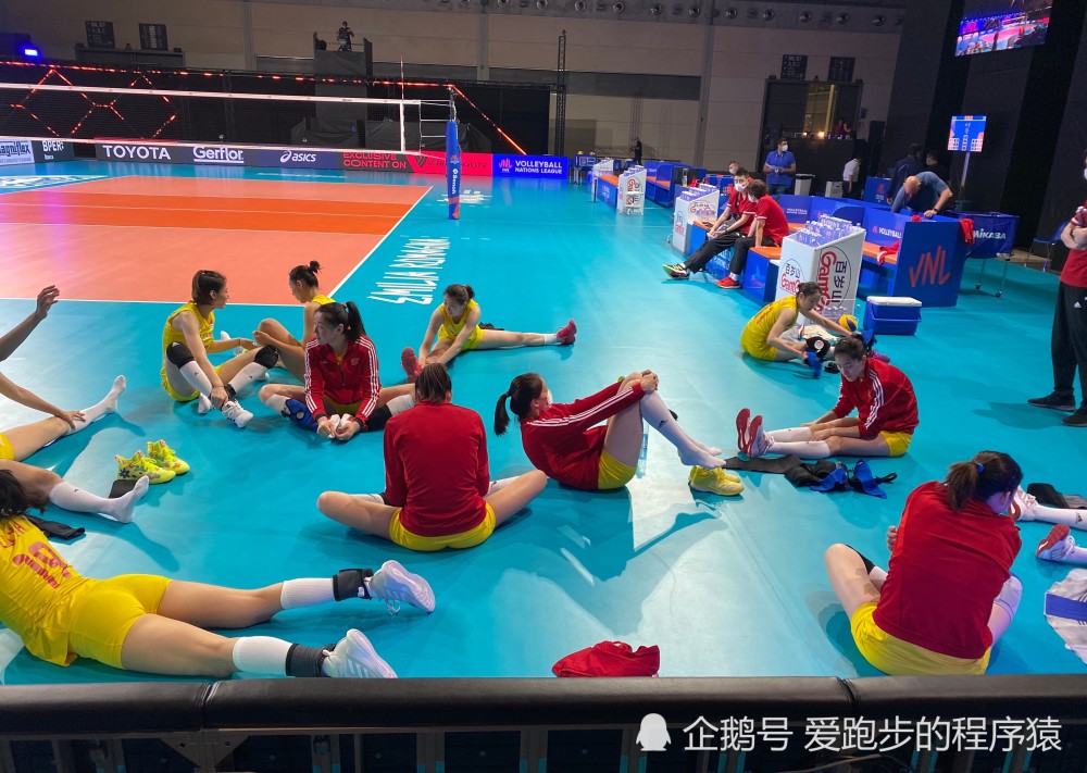 爱游戏在线-包含中国羽毛球队横扫泰国羽毛球队，陶菲克统治全场的词条