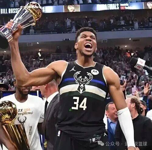 雄鹿重伤球员回归,士气大振的简单介绍 雄鹿重伤球员回归,士气大振的简单介绍