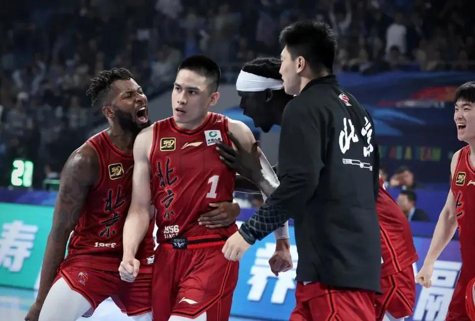 北京队主场迎战上海，外援组合或成取胜关键的简单介绍