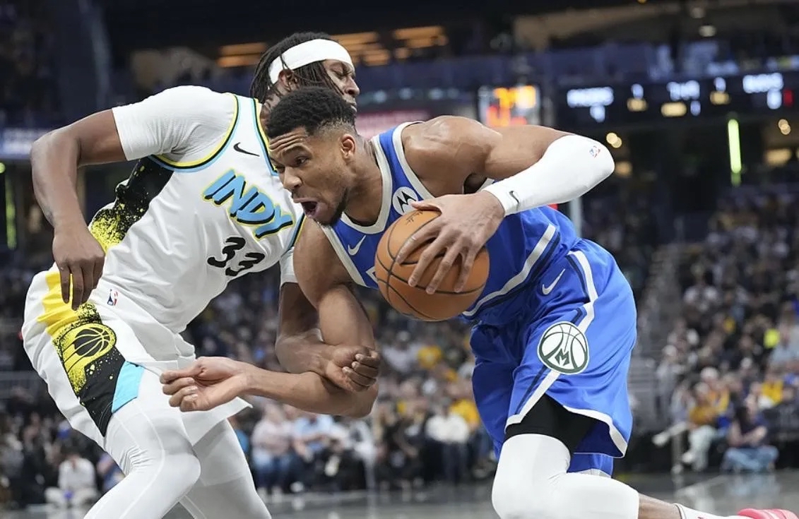 爱游戏官网-关于开拓者队员遭遇雄鹿绝杀,遗憾失利的信息