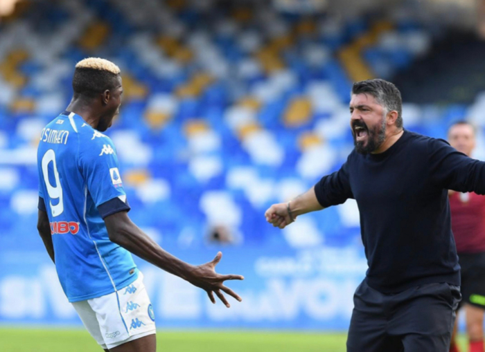 包含克罗托内客场失利，积分榜下滑的词条