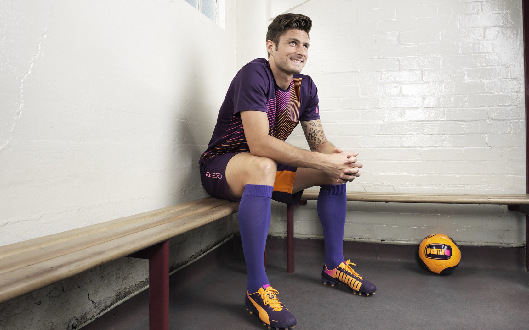 拉亚的节拍器,日本对阵乌克兰中,一个中场如何定义比赛节奏